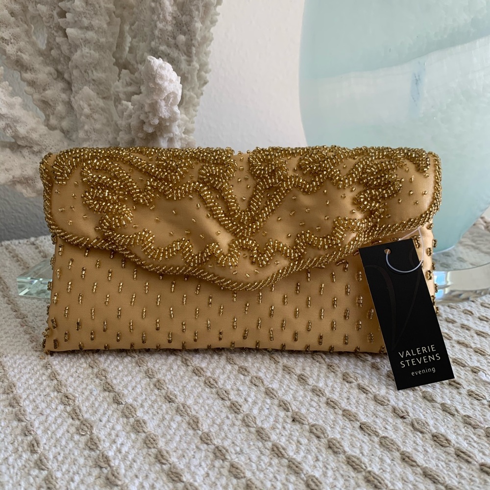 NWT Valerie Stevens Beaded Clutch